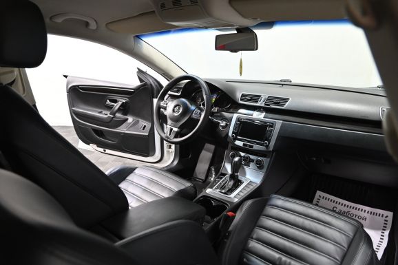 Volkswagen Passat CC, 2.0 л, Робот, 2012 фото 7