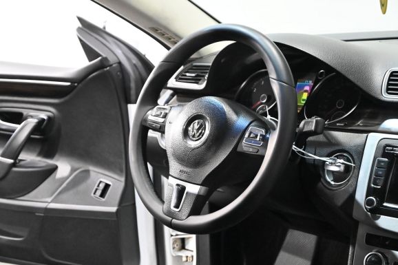 Volkswagen Passat CC, 2.0 л, Робот, 2012 фото 8