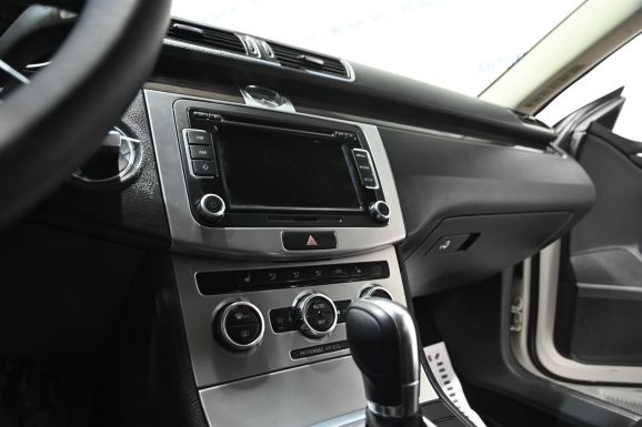 Volkswagen Passat CC, 2.0 л, Робот, 2012 фото 15