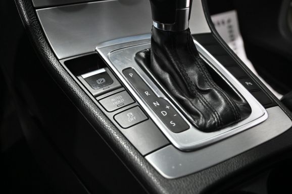 Volkswagen Passat CC, 2.0 л, Робот, 2012 фото 16