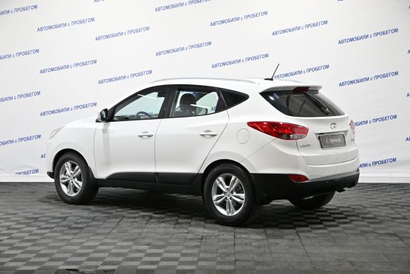 Hyundai ix35, 2.0 л, АТ, 2012 фото 6