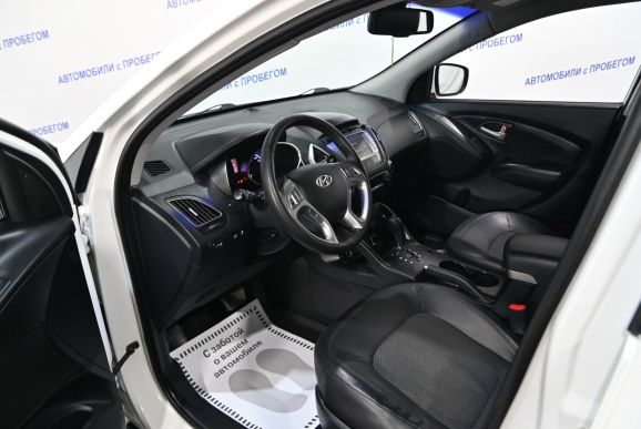 Hyundai ix35, 2.0 л, АТ, 2012 фото 7