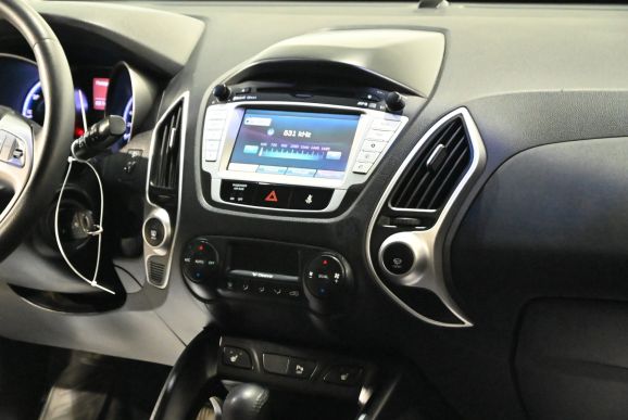 Hyundai ix35, 2.0 л, АТ, 2012 фото 11