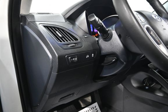 Hyundai ix35, 2.0 л, АТ, 2012 фото 13