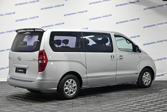 Hyundai Grand Starex, 2.5 л, АТ, 2010 фото 4