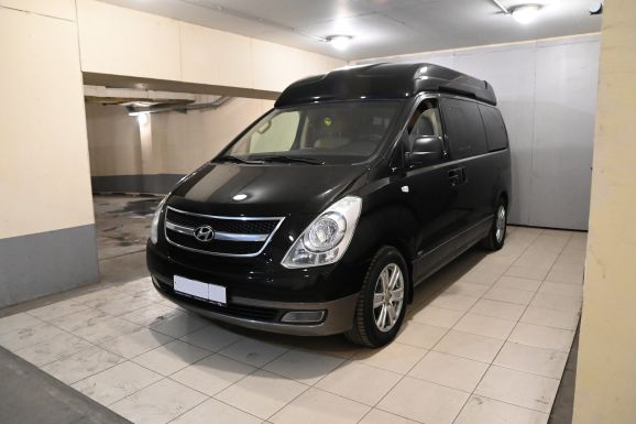 Hyundai Grand Starex, 2.5 л, АТ, 2008 фото 3