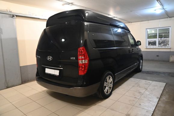 Hyundai Grand Starex, 2.5 л, АТ, 2008 фото 4