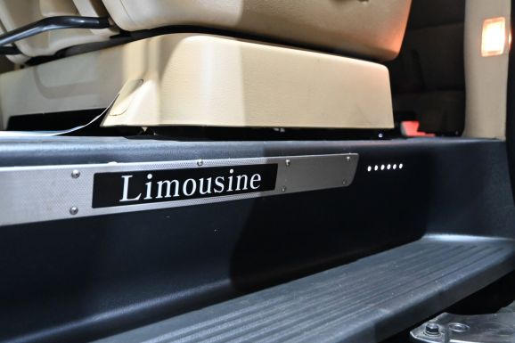 Hyundai Grand Starex, 2.5 л, АТ, 2008 фото 2