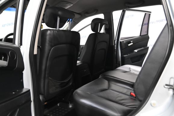 SsangYong Kyron, 2.0 л, АТ, 2009 фото 8