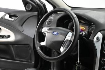 Ford Mondeo, 2.0 л, РКПП, 2011 фото 8