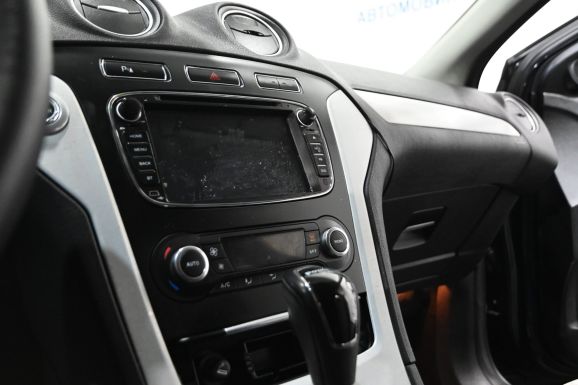 Ford Mondeo, 2.0 л, Робот, 2011 фото 2