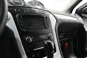 Ford Mondeo, 2.0 л, РКПП, 2011 фото 2