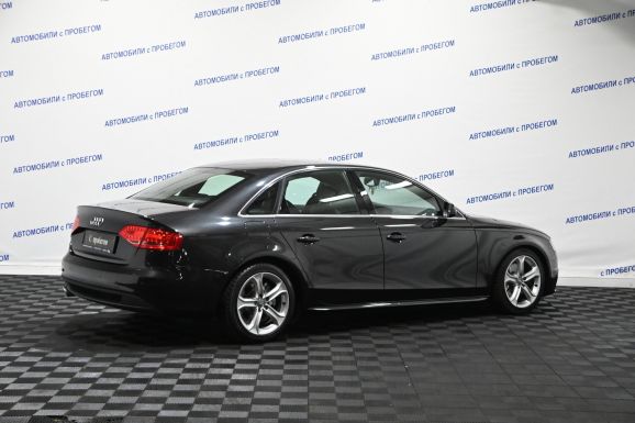 Audi A4, 2.0 л, Робот, 2011 фото 4