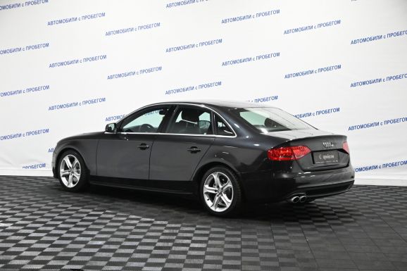Audi A4, 2.0 л, Робот, 2011 фото 6