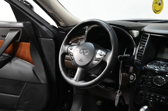 Infiniti QX70, 3.0 л, АТ, 2016 фото 9