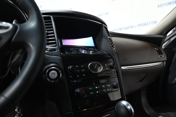 Infiniti QX70, 3.0 л, АТ, 2016 фото 12