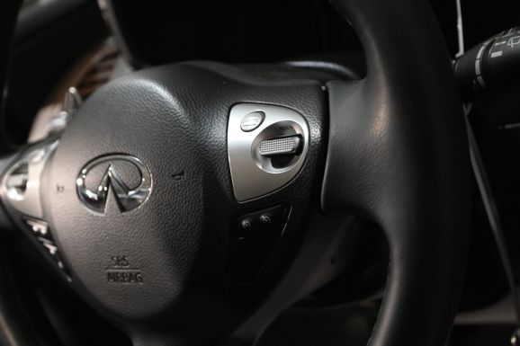 Infiniti QX70, 3.0 л, АТ, 2016 фото 15