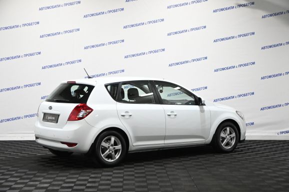 Kia Ceed, 1.6 л, АТ, 2010 фото 4