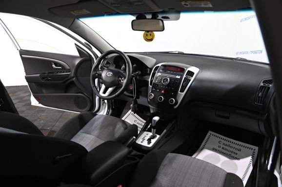 Kia Ceed, 1.6 л, АТ, 2010 фото 7