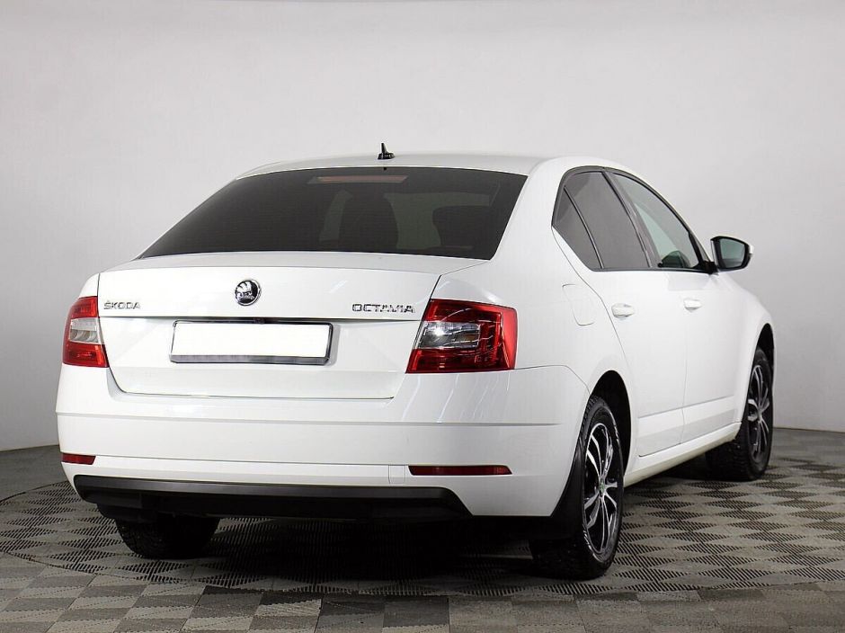 Skoda Octavia, 1.6 л, АТ, 2019 фото 4