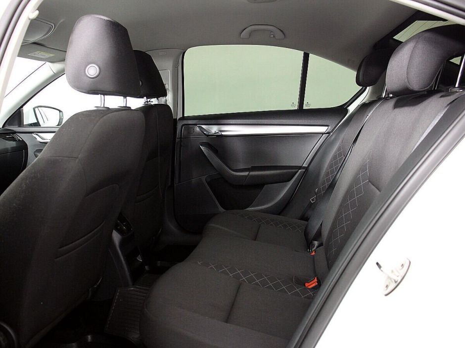 Skoda Octavia, 1.6 л, АТ, 2019 фото 1