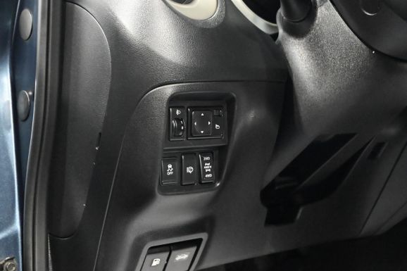 Nissan Juke, 1.6 л, Вариатор, 2011 фото 11