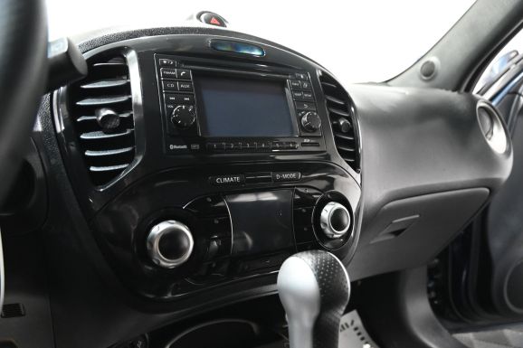 Nissan Juke, 1.6 л, Вариатор, 2011 фото 1