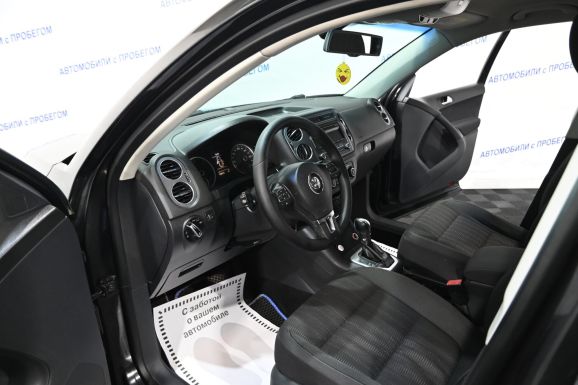 Volkswagen Tiguan, 2.0 л, АТ, 2012 фото 9