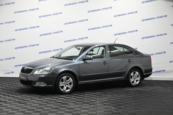 Skoda Octavia, 1.8 л, АТ, 2011 фото 3