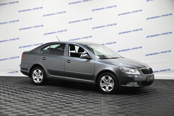Skoda Octavia, 1.8 л, АТ, 2011 фото 5