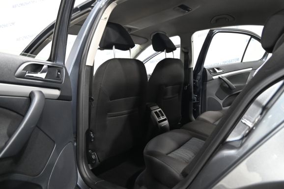 Skoda Octavia, 1.8 л, АТ, 2011 фото 8
