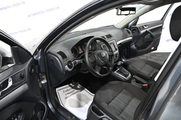Skoda Octavia, 1.8 л, АТ, 2011 фото 9