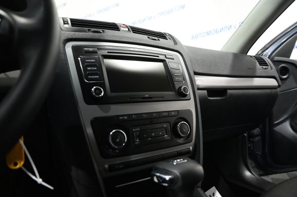 Skoda Octavia, 1.8 л, АТ, 2011 фото 2