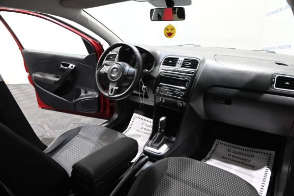 Volkswagen Polo, 1.6 л, АТ, 2012 фото 9