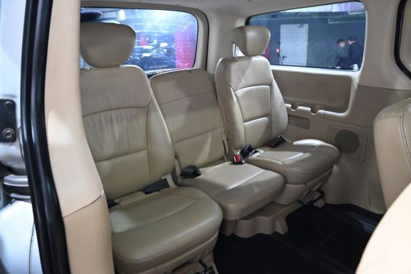 Hyundai Grand Starex, 2.5 л, АТ, 2009 фото 10