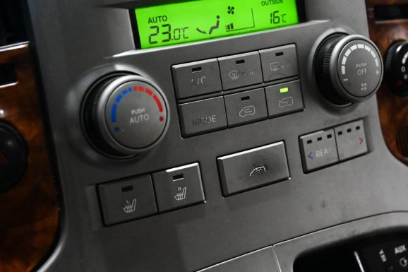 Hyundai Grand Starex, 2.5 л, АТ, 2009 фото 1