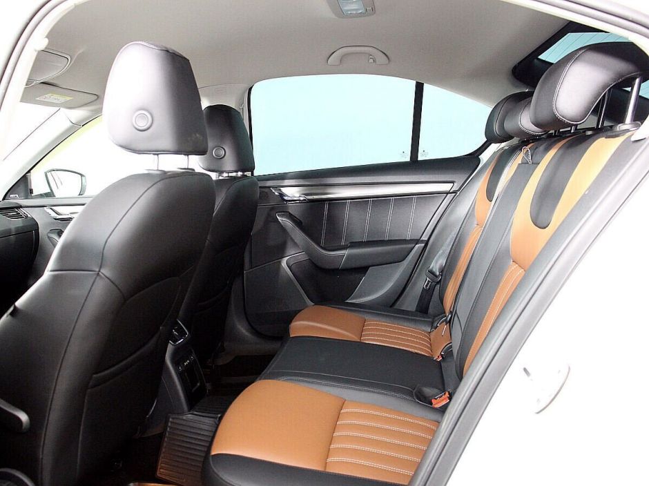 Skoda Octavia, 1.8 л, Робот, 2019 фото 1