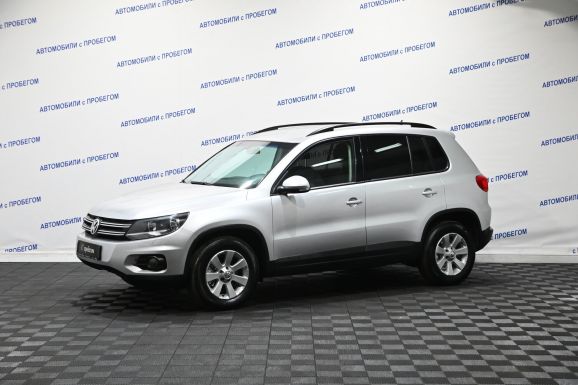 Volkswagen Tiguan, 2.0 л, АТ, 2012 фото 3
