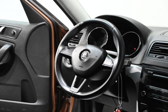 Skoda Yeti, 1.4 л, Робот, 2014 фото 9