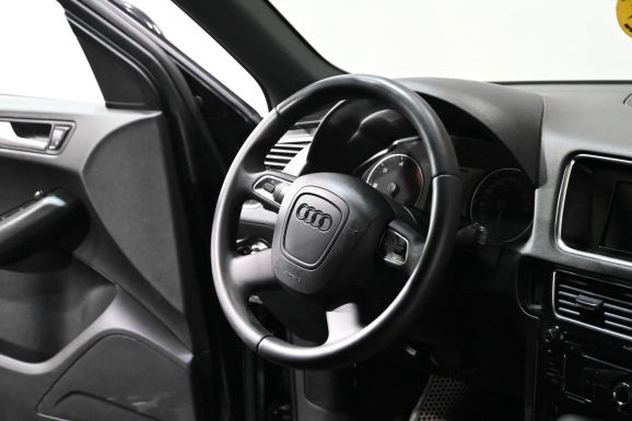 Audi Q5, 2.0 л, Робот, 2011 фото 9