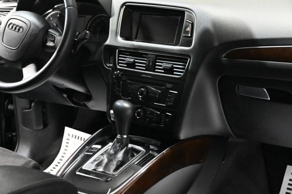Audi Q5, 2.0 л, Робот, 2011 фото 10