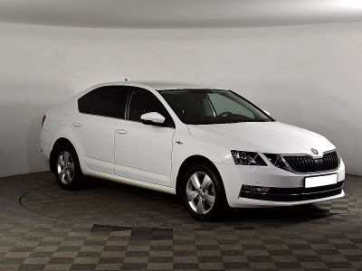 Skoda Octavia, 1.4 л, РКПП, 2020 фото 5