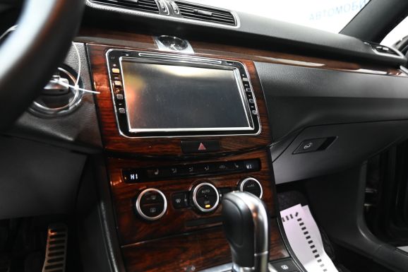 Volkswagen Passat, 1.8 л, Робот, 2013 фото 2