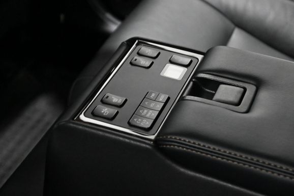 Toyota Camry, 2.5 л, АТ, 2017 фото 9