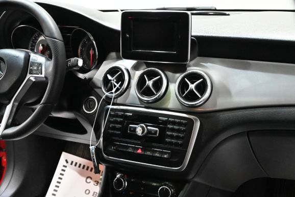 Mercedes-Benz CLA, 1.6 л, Робот, 2014 фото 11