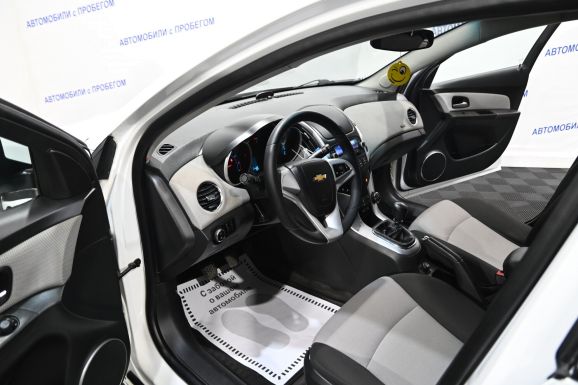 Chevrolet Cruze, 1.8 л, МТ, 2013 фото 7