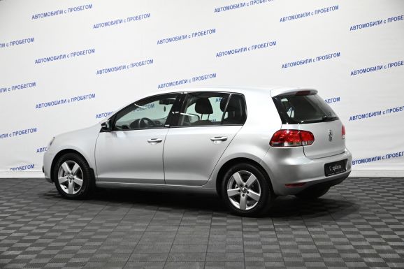 Volkswagen Golf, 1.4 л, Робот, 2011 фото 6