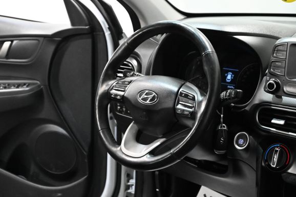 Hyundai Kona, 1.6 л, Робот, 2019 фото 9