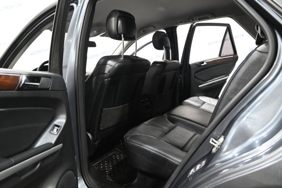 Mercedes-Benz M-Класс, 3.5 л, АТ, 2010 фото 8