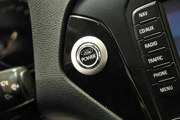 Ford Mondeo, 2.0 л, Робот, 2012 фото 12